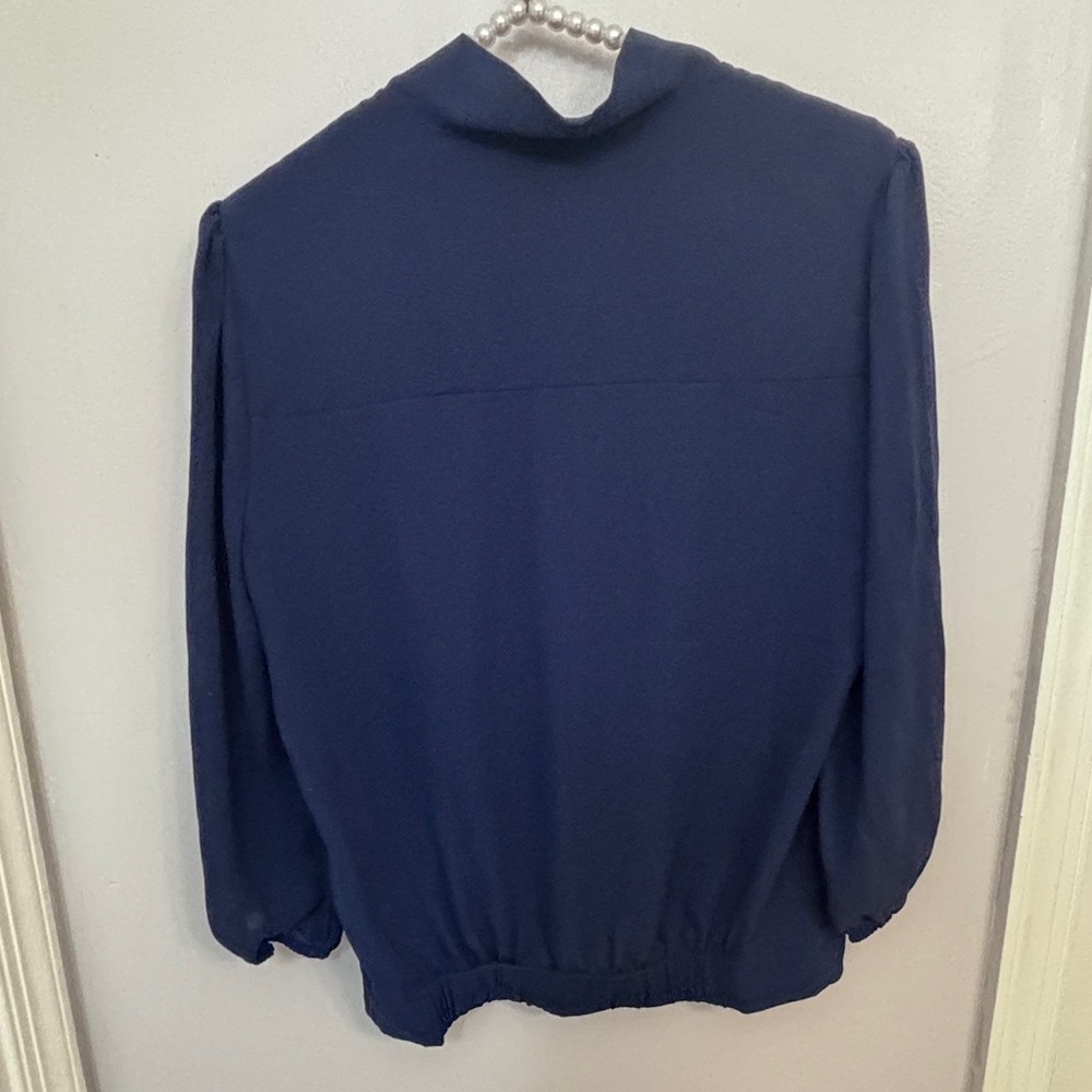 New York & Company Dark Blue Long Sleeve Tie neck Blouse Size: Small - Picture 2 of 4